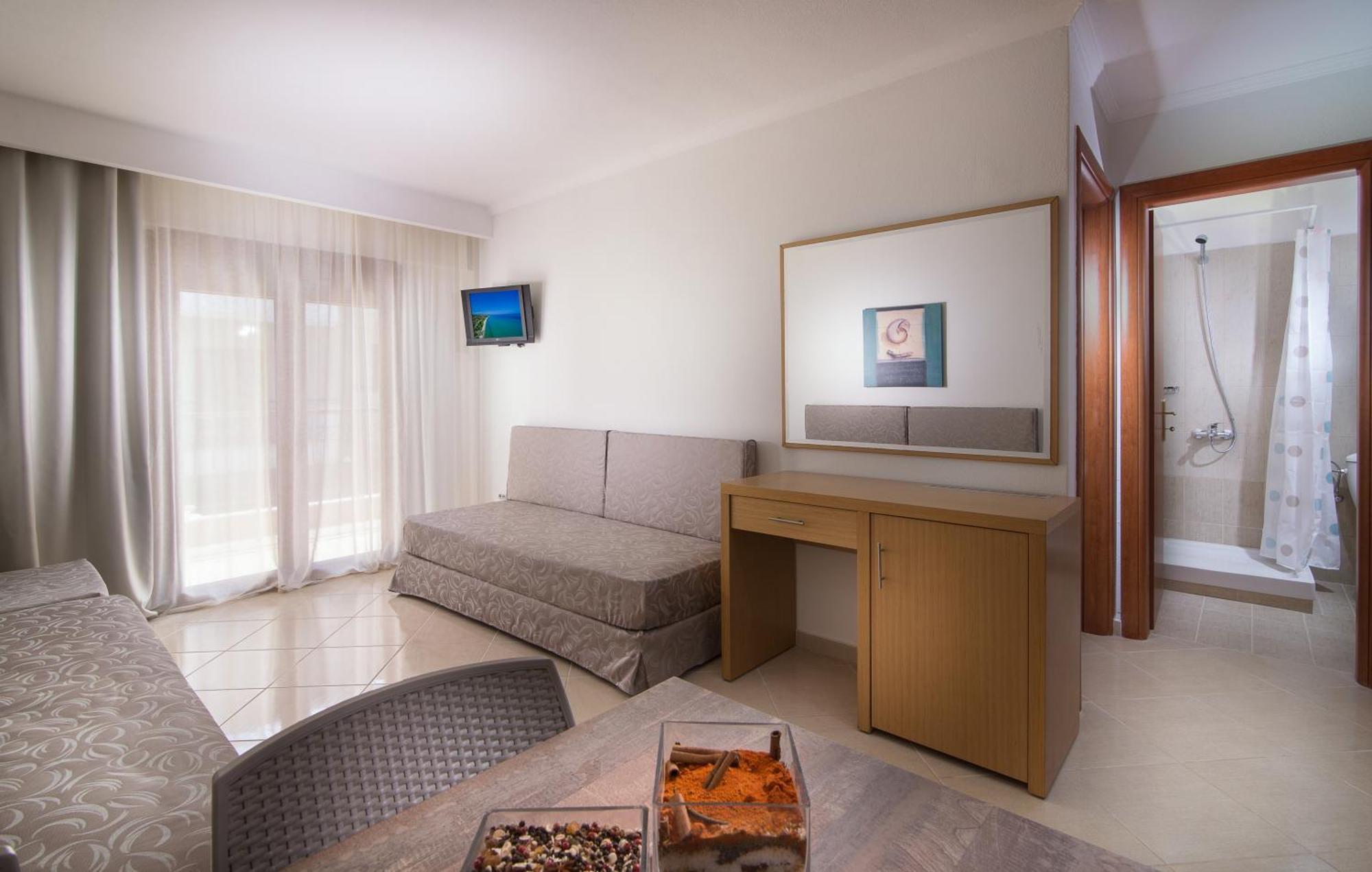 Aparthotel Apanemia By Flegra 3*